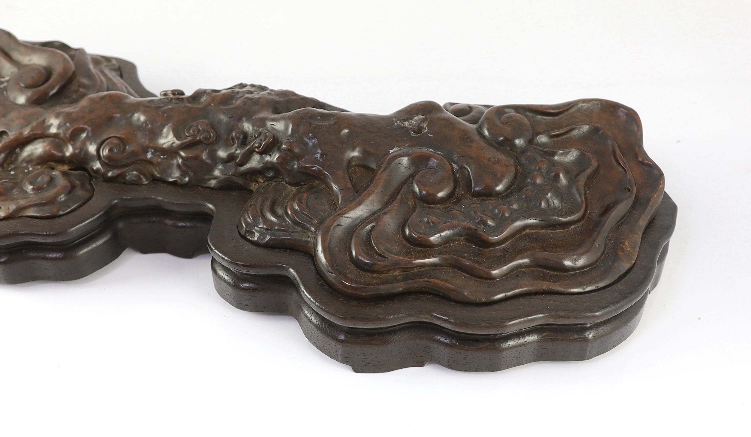 A giant Chinese burrwood 'lingzhi fungus' brush rest, Qing dynasty